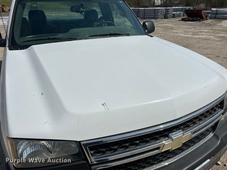 image for item FC5285 2006 Chevrolet Silverado 1500 pickup truck
