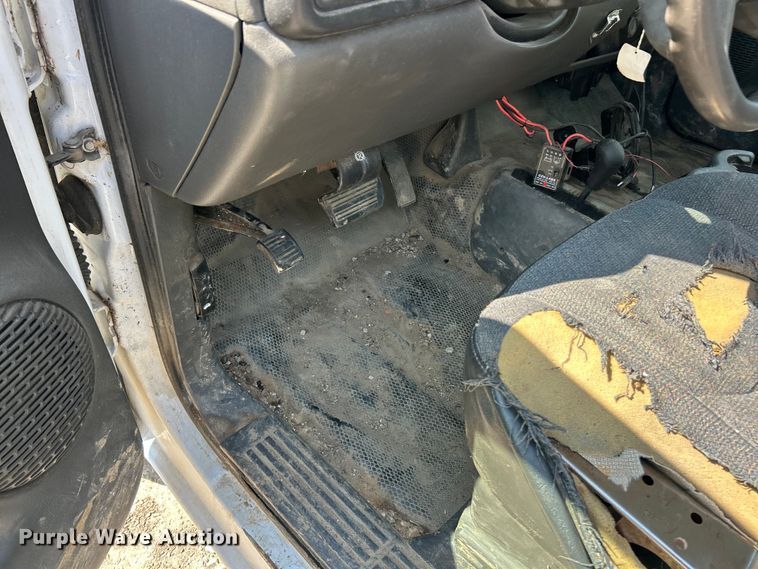 image for item FC5285 2006 Chevrolet Silverado 1500 pickup truck