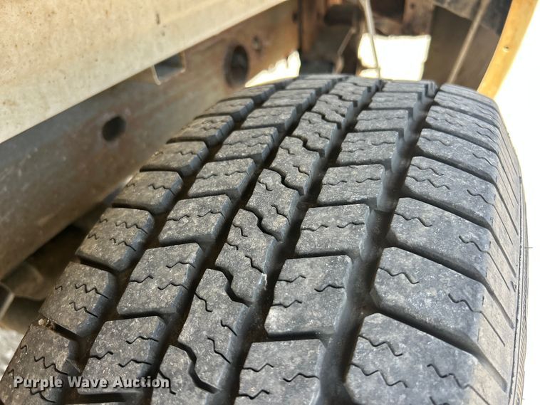 image for item FC5285 2006 Chevrolet Silverado 1500 pickup truck