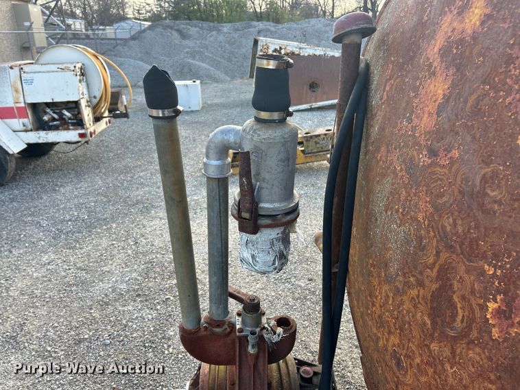 image for item FC5300 Honey wagon