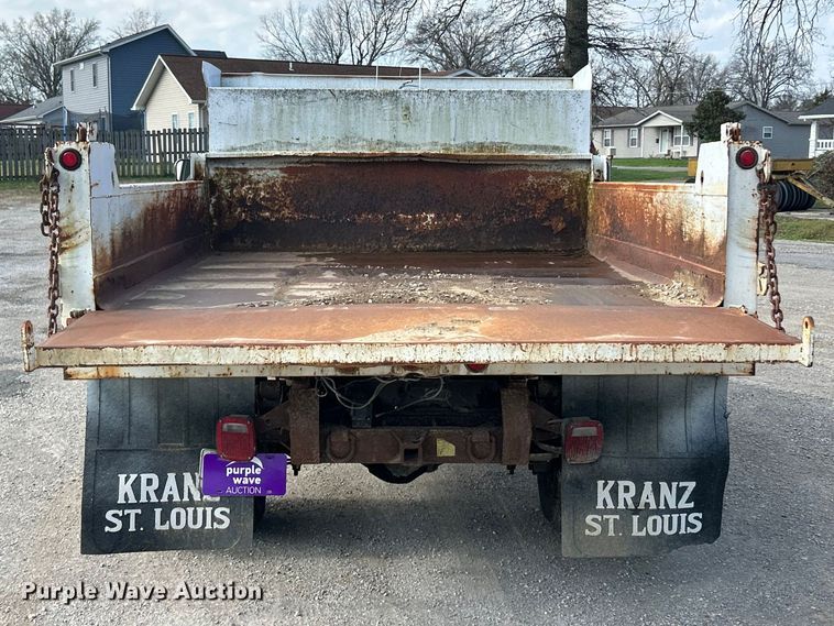 image for item FC5301 1996 Ford F450 dump truck