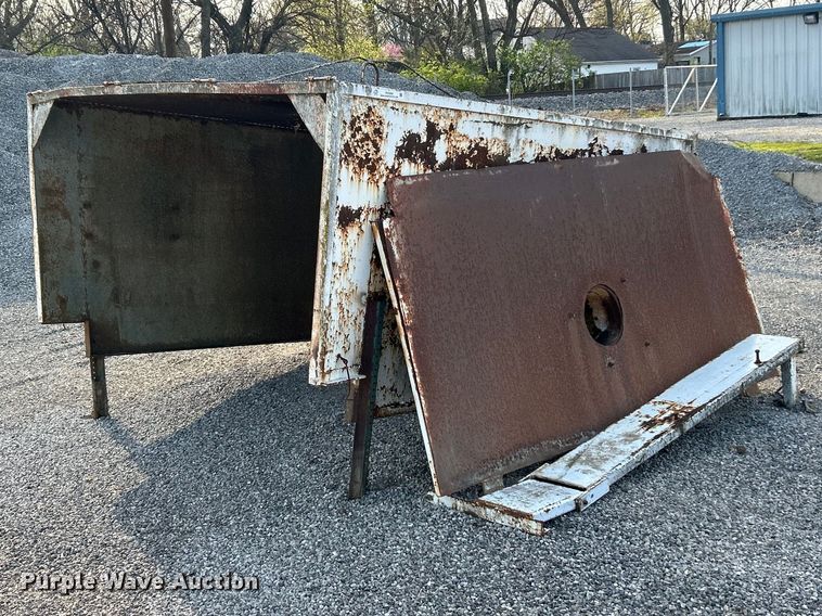 image for item FC5302 Dump bed cover