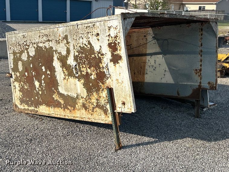 image for item FC5302 Dump bed cover