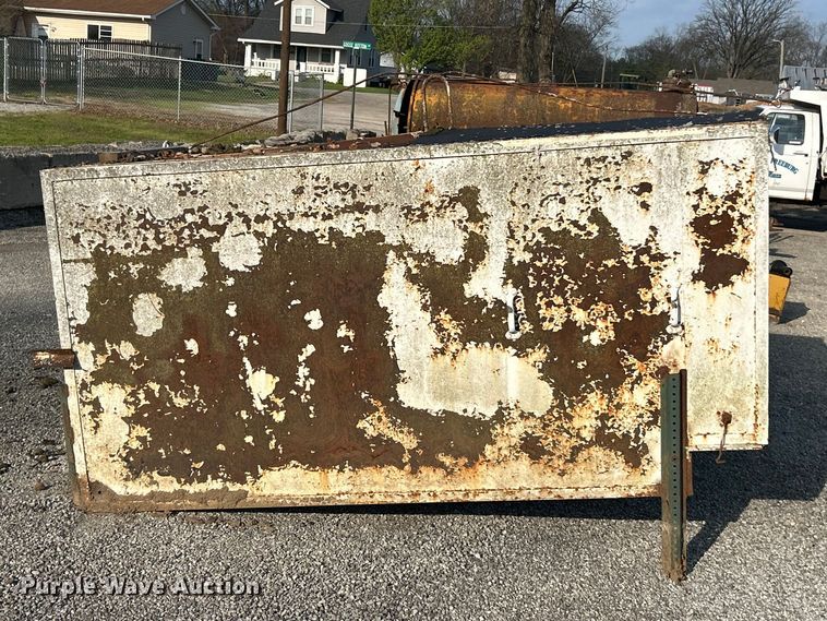 image for item FC5302 Dump bed cover