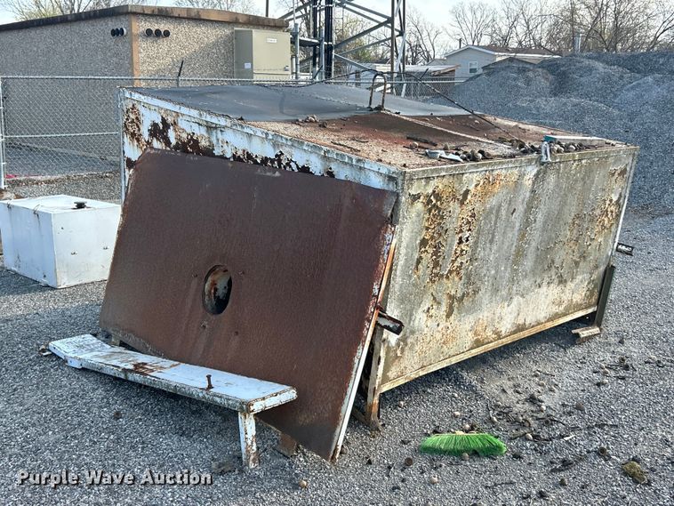 image for item FC5302 Dump bed cover