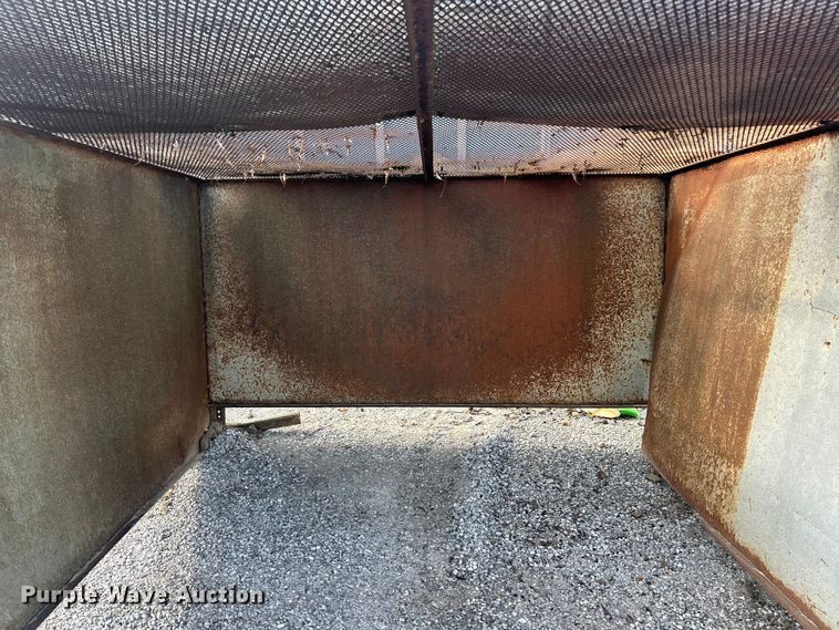 image for item FC5302 Dump bed cover