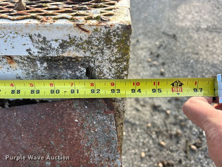 image for item FC5302 Dump bed cover