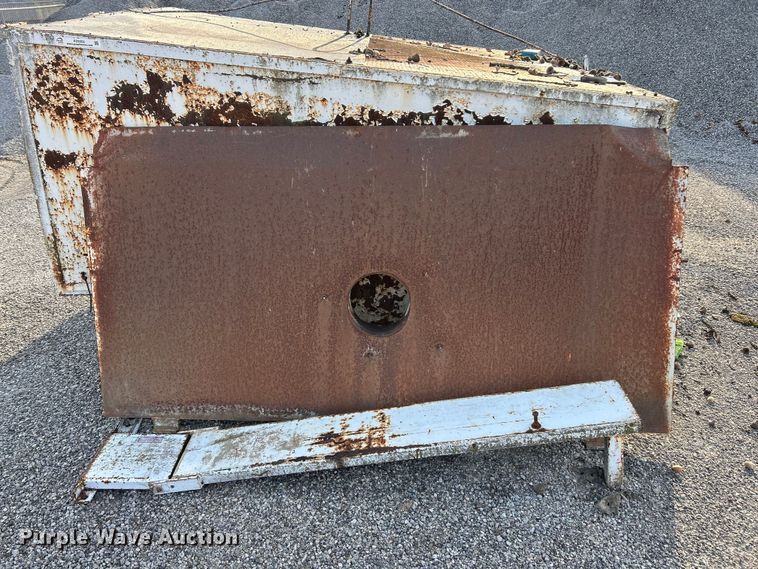 image for item FC5302 Dump bed cover