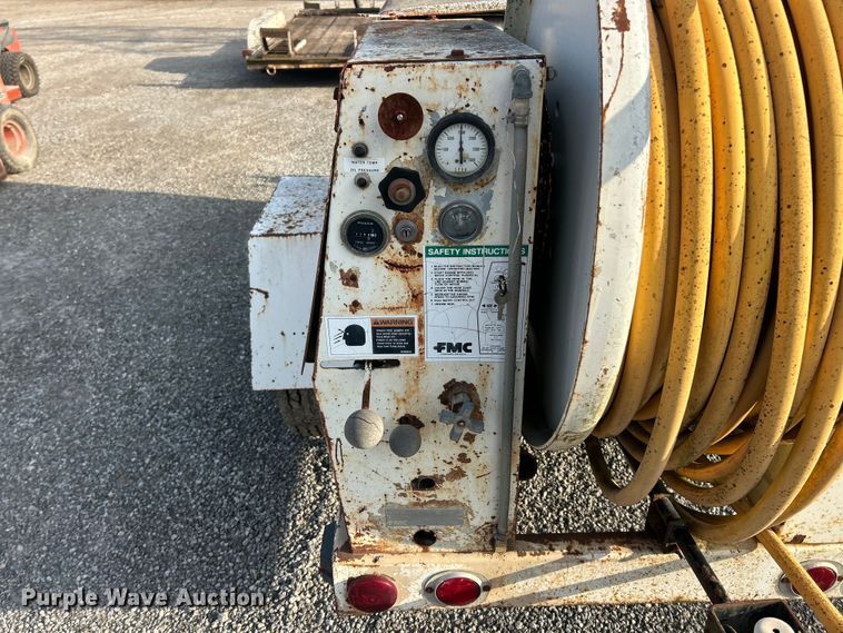 image for item FC5303 FMC JET S.C sprayer trailer