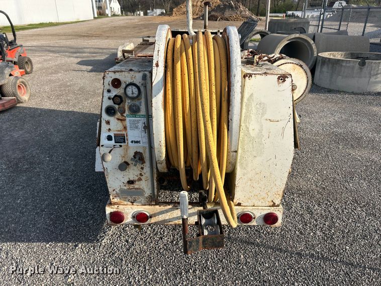 image for item FC5303 FMC JET S.C sprayer trailer