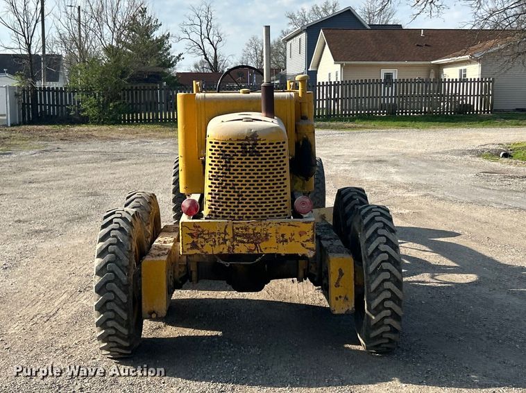 image for item FC5305 Allis-Chalmers rigid frame motor grader