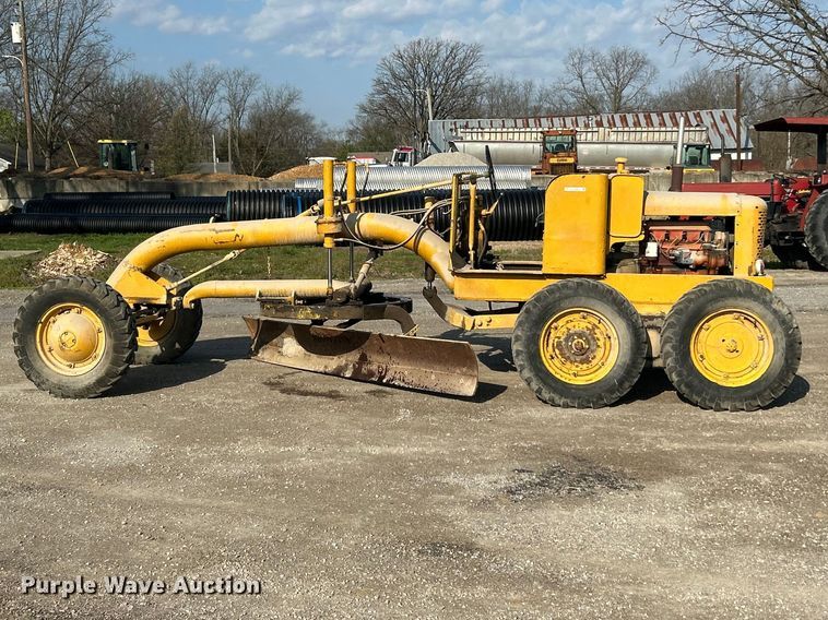 image for item FC5305 Allis-Chalmers rigid frame motor grader