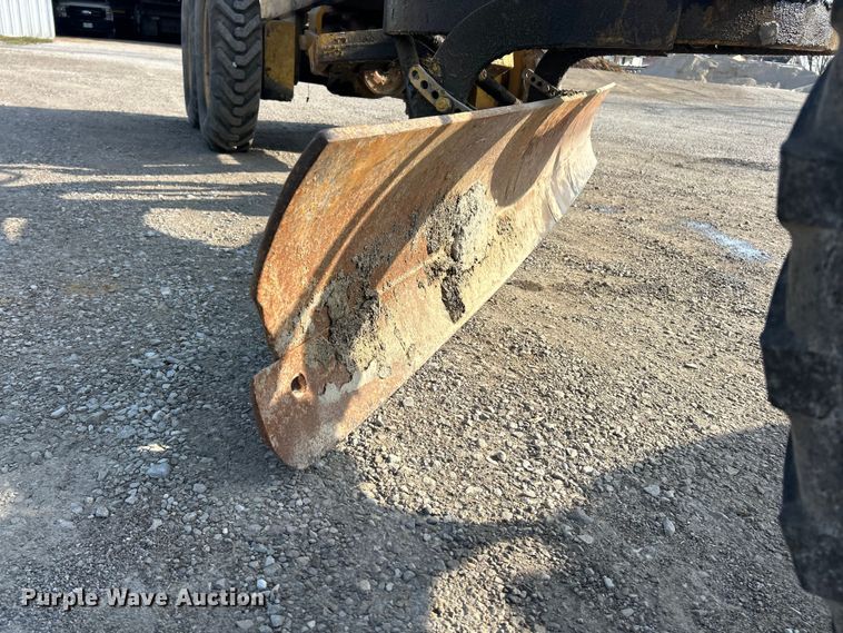 image for item FC5305 Allis-Chalmers rigid frame motor grader