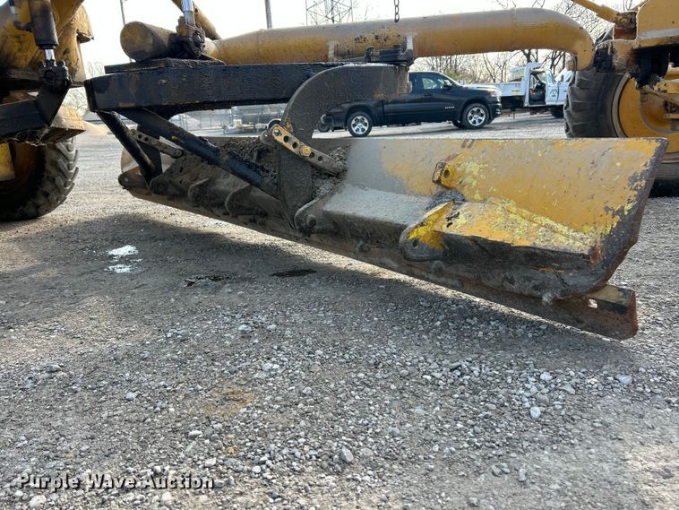 image for item FC5305 Allis-Chalmers rigid frame motor grader