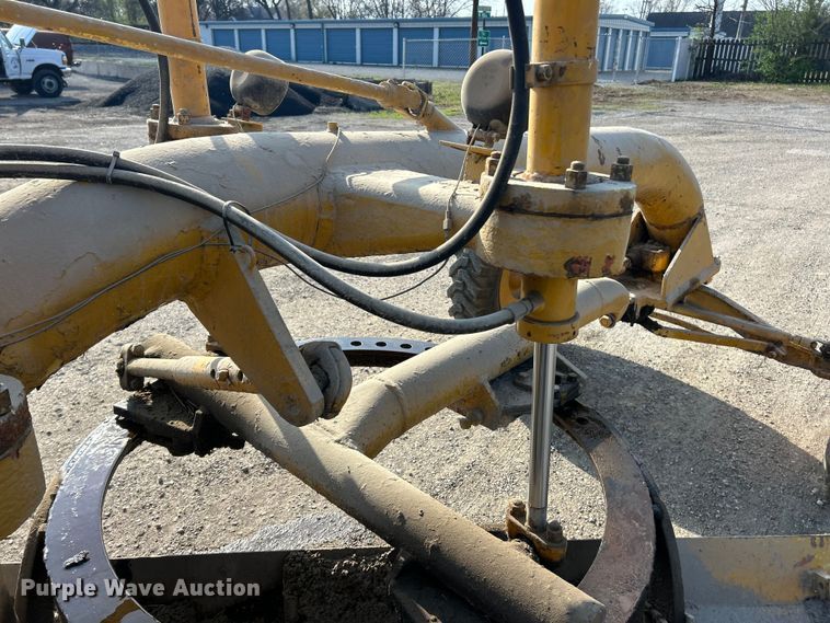 image for item FC5305 Allis-Chalmers rigid frame motor grader