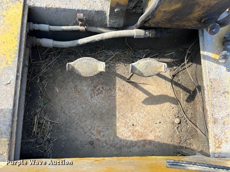 image for item FC5305 Allis-Chalmers rigid frame motor grader