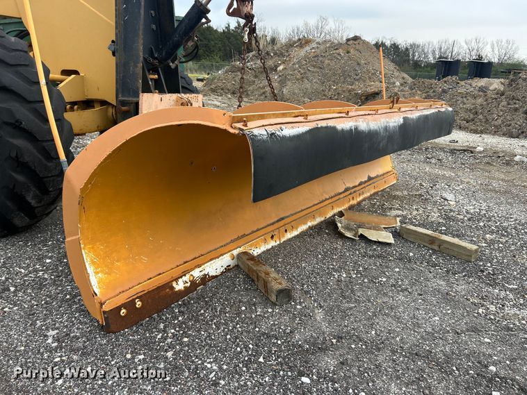 image for item FC5316 1995 Champion 720A motor grader