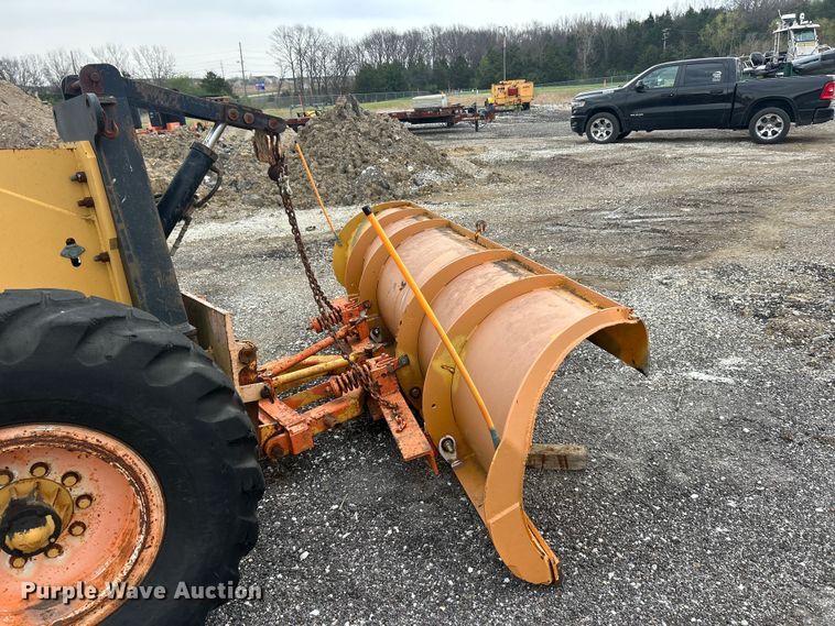 image for item FC5316 1995 Champion 720A motor grader