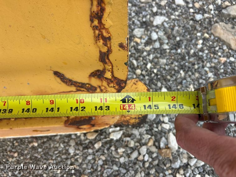 image for item FC5316 1995 Champion 720A motor grader