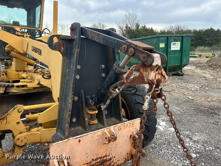 image for item FC5316 1995 Champion 720A motor grader
