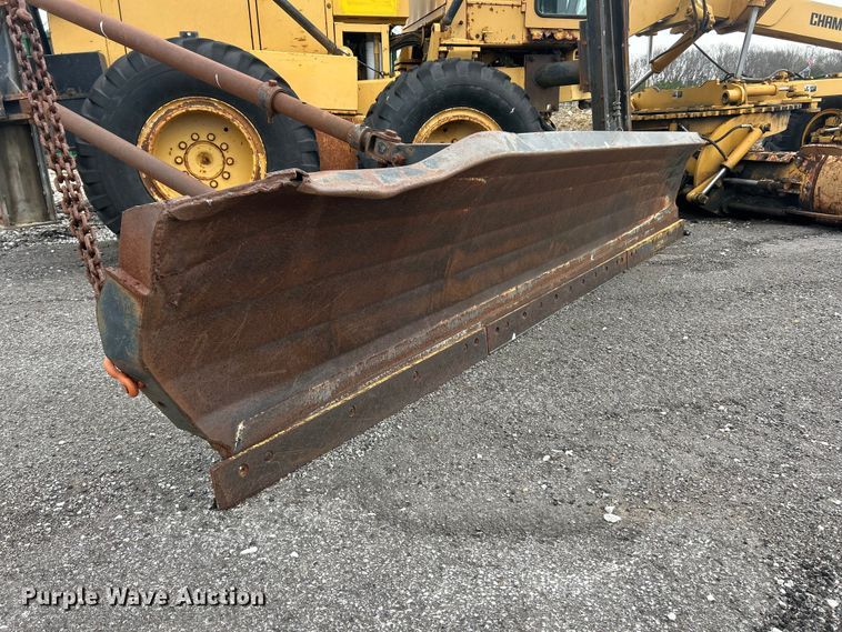 image for item FC5316 1995 Champion 720A motor grader