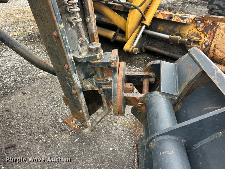 image for item FC5316 1995 Champion 720A motor grader