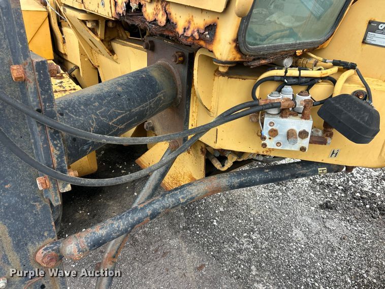 image for item FC5316 1995 Champion 720A motor grader