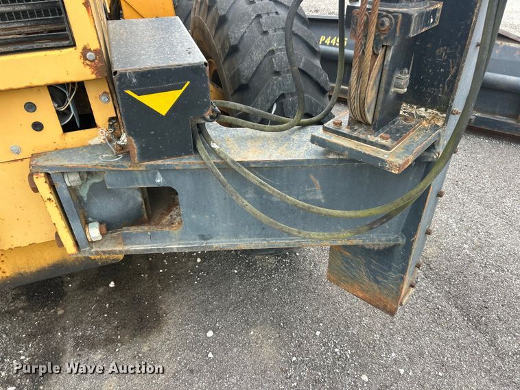 image for item FC5316 1995 Champion 720A motor grader