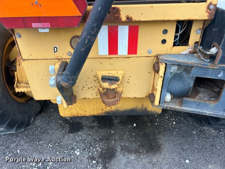 image for item FC5316 1995 Champion 720A motor grader