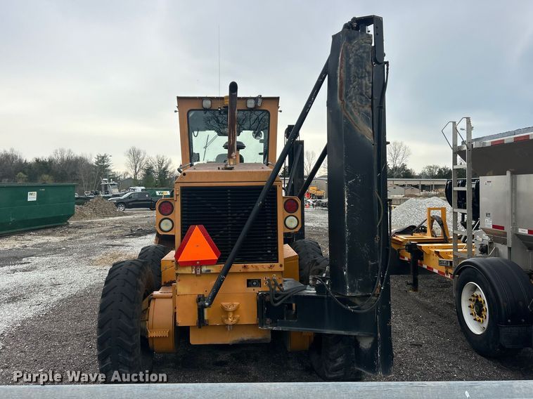 image for item FC5317 1995 Champion 720A motor grader