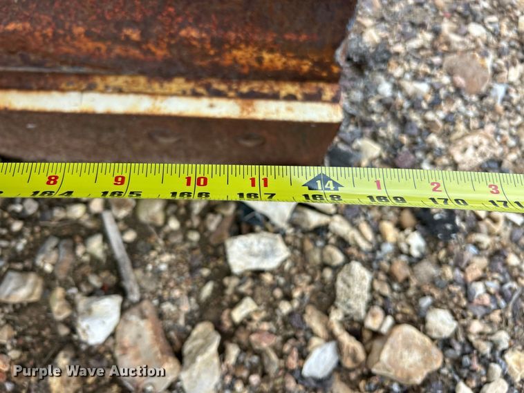 image for item FC5317 1995 Champion 720A motor grader