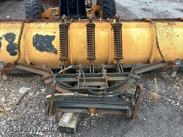 image for item FC5317 1995 Champion 720A motor grader