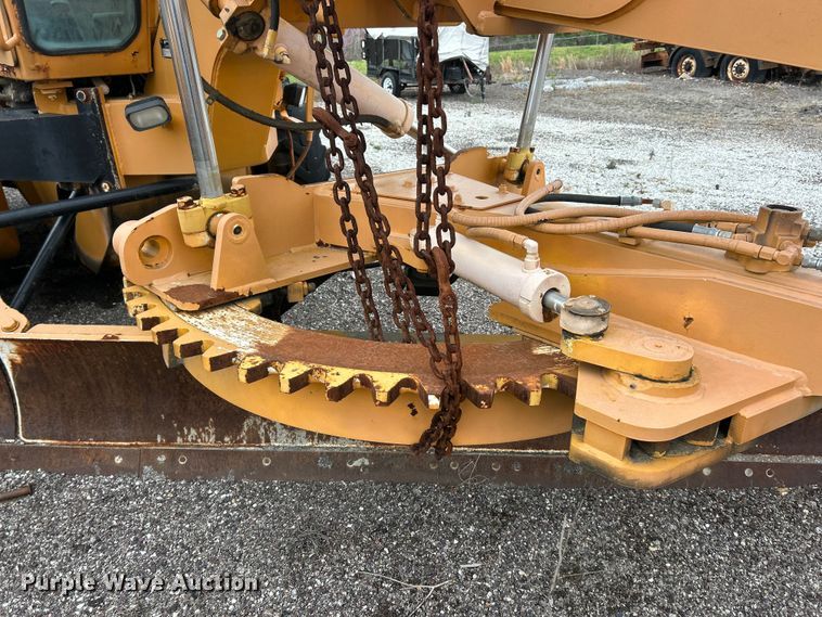 image for item FC5317 1995 Champion 720A motor grader