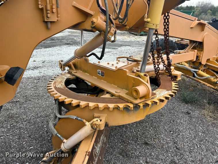 image for item FC5317 1995 Champion 720A motor grader