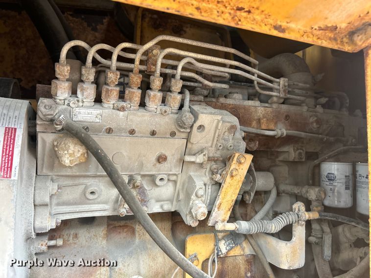 image for item FC5317 1995 Champion 720A motor grader