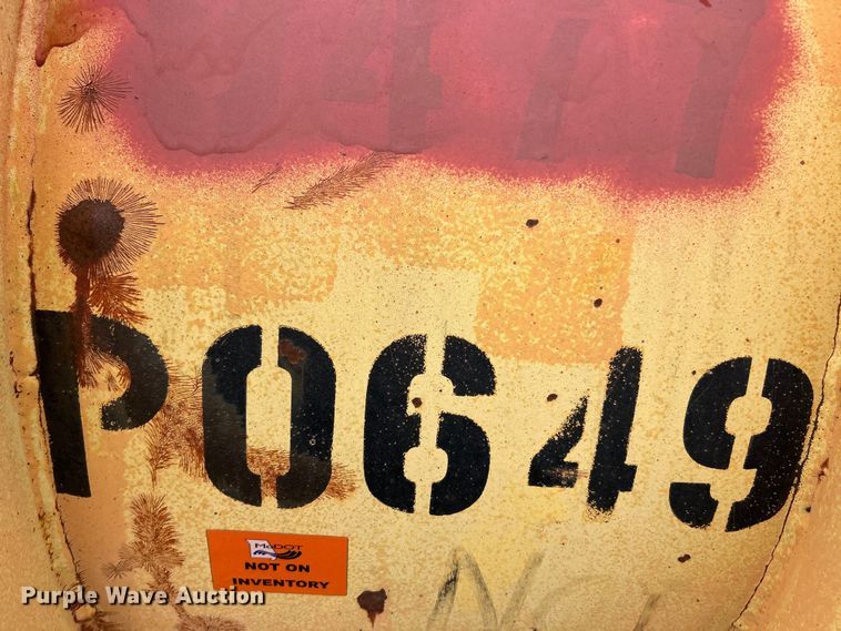 image for item FC5317 1995 Champion 720A motor grader