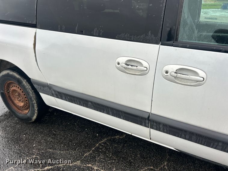 image for item FC5318 2000 Dodge Grand Caravan  van