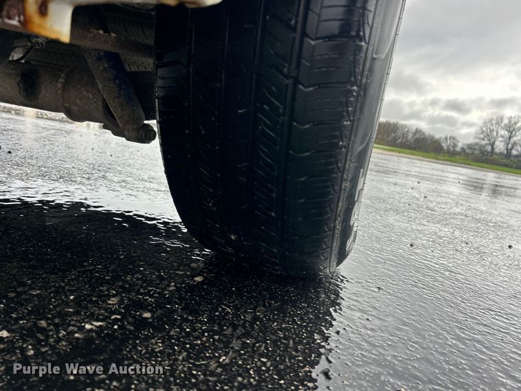 image for item FC5318 2000 Dodge Grand Caravan  van