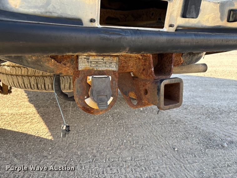 image for item FC5523 2005 Chevrolet Silverado 1500 pickup truck