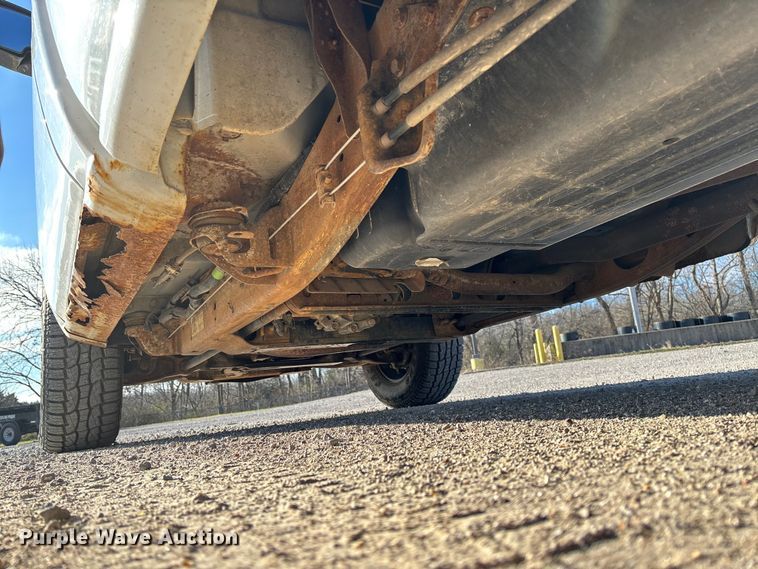 image for item FC5523 2005 Chevrolet Silverado 1500 pickup truck