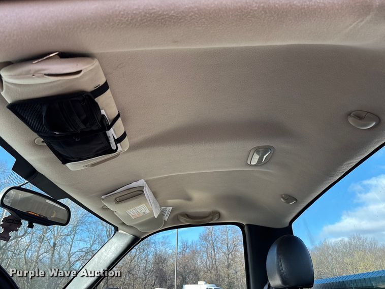 image for item FC5523 2005 Chevrolet Silverado 1500 pickup truck