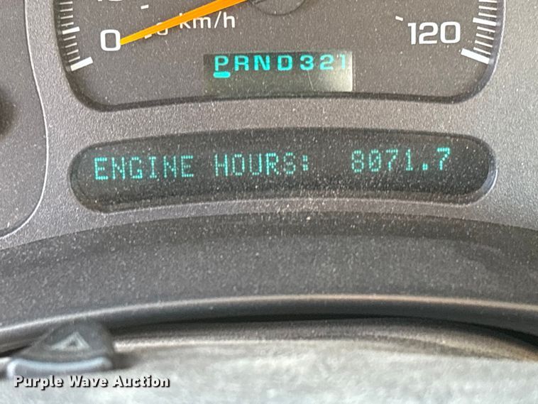 image for item FC5523 2005 Chevrolet Silverado 1500 pickup truck