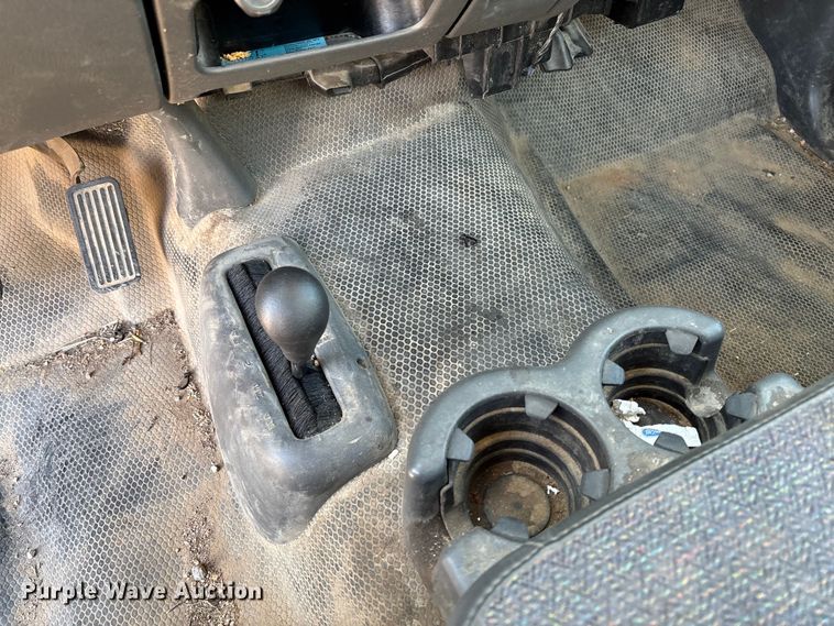 image for item FC5523 2005 Chevrolet Silverado 1500 pickup truck