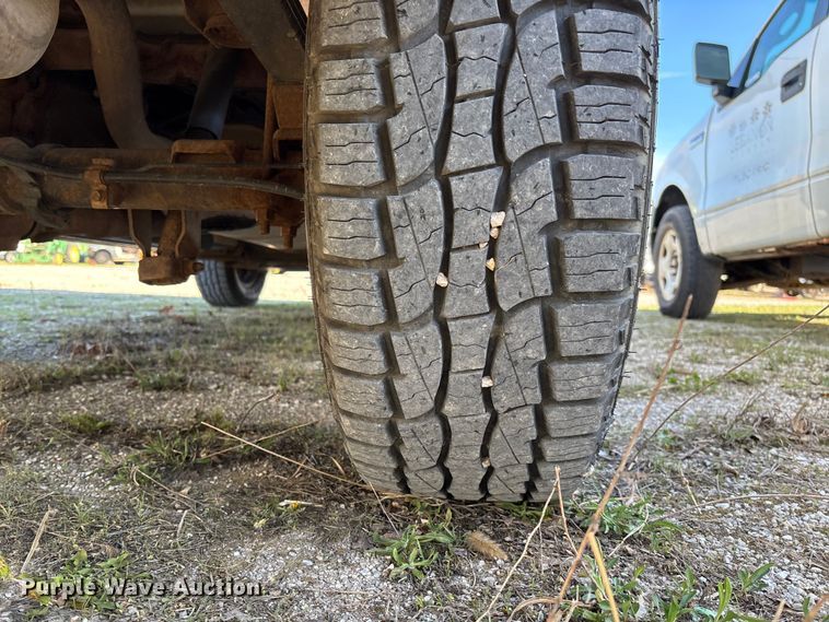 image for item FC5523 2005 Chevrolet Silverado 1500 pickup truck