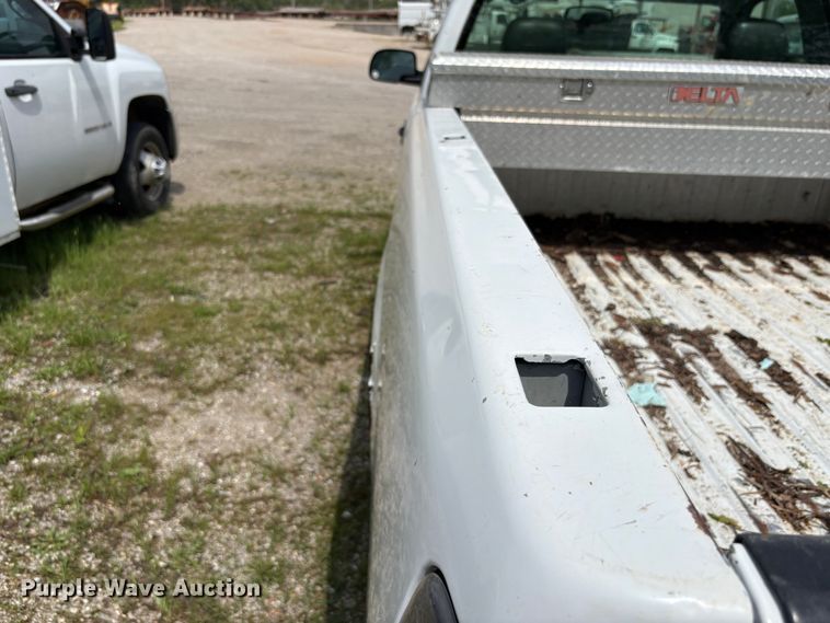 image for item FC5523 2005 Chevrolet Silverado 1500 pickup truck