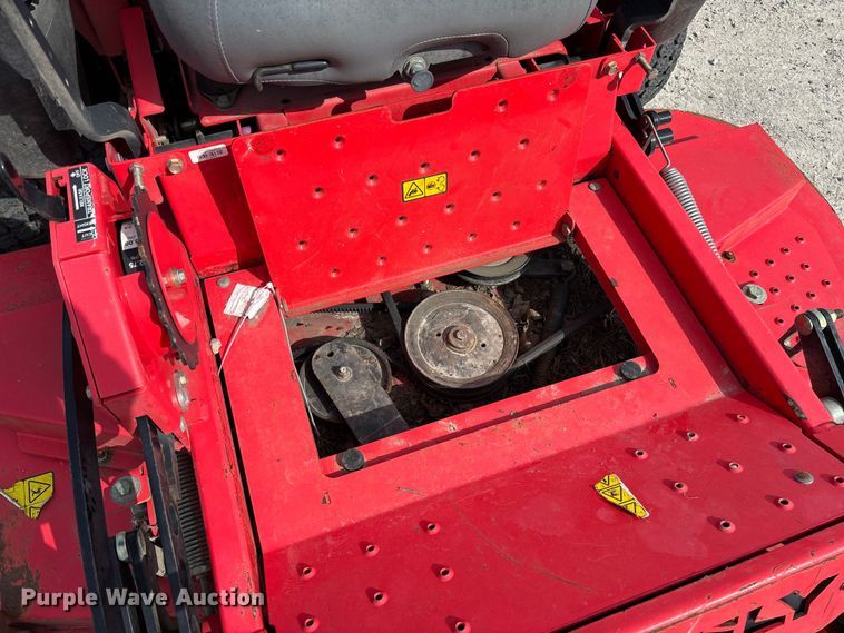 image for item FC5525 Gravely Pro-Turn 460 ZTR lawn mower