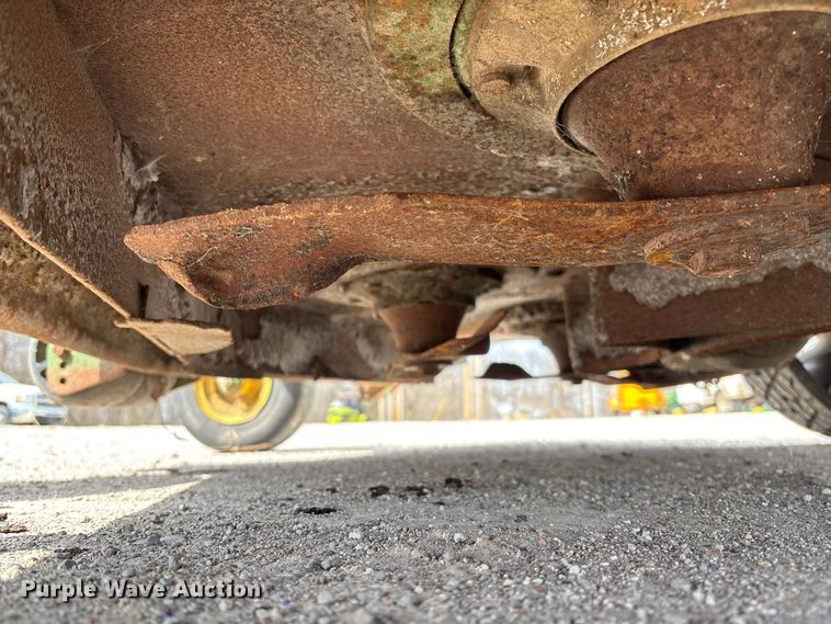 image for item FC5526 2019 John Deere Z960M ZTR lawn mower