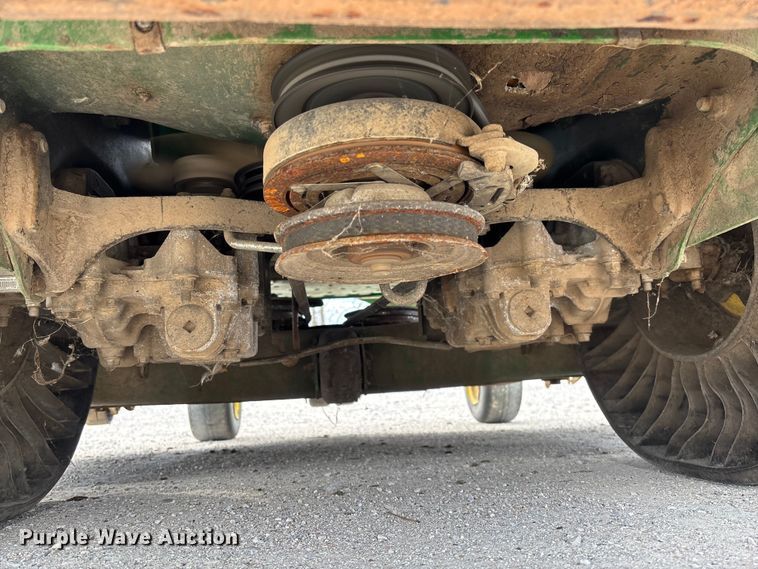 image for item FC5526 2019 John Deere Z960M ZTR lawn mower