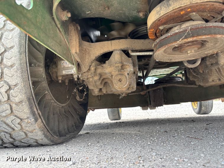 image for item FC5526 2019 John Deere Z960M ZTR lawn mower