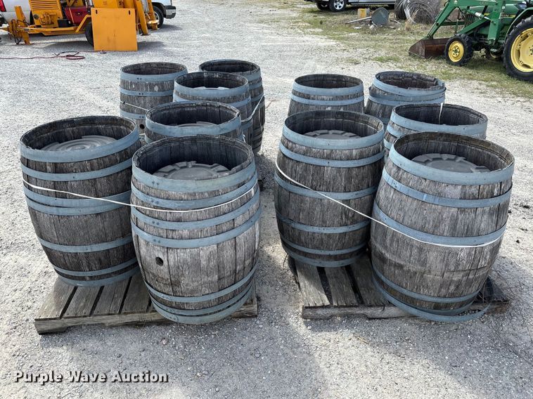 image for item FC5528 (11) whiskey barrels